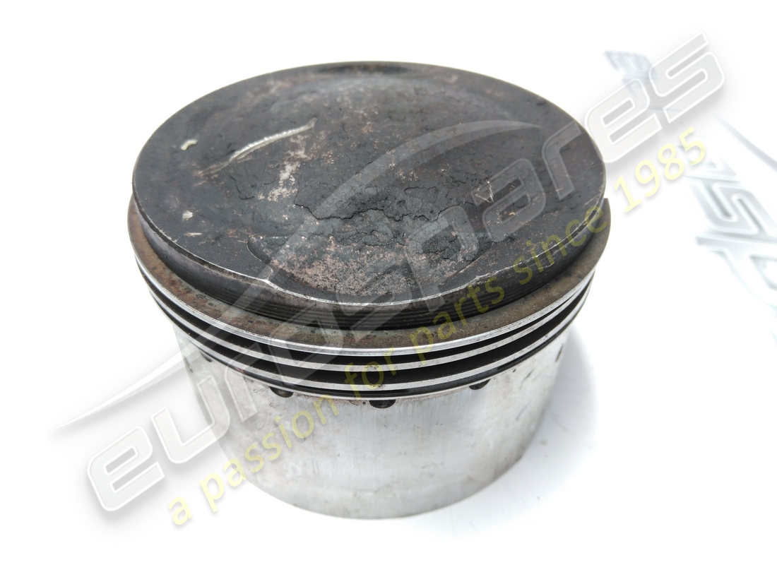 USED FERRARI PISTON ASSEMBLY 81MM STD 308 INJ. PART NUMBER 119828AA (2) used ferrari piston assembly 81mm std 308 inj. part number 119828aa (2)