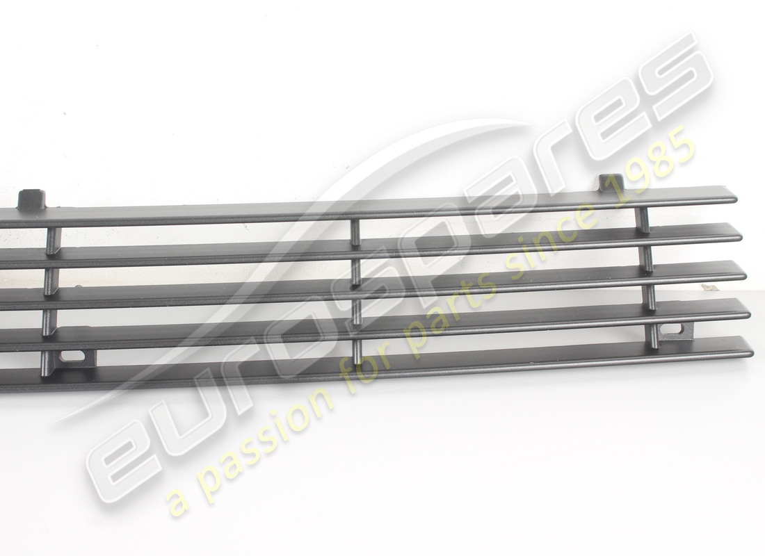 NEW MASERATI FRONT BUMPER GRILL. PART NUMBER 366300346 (4) new maserati front bumper grill. part number 366300346 (4)