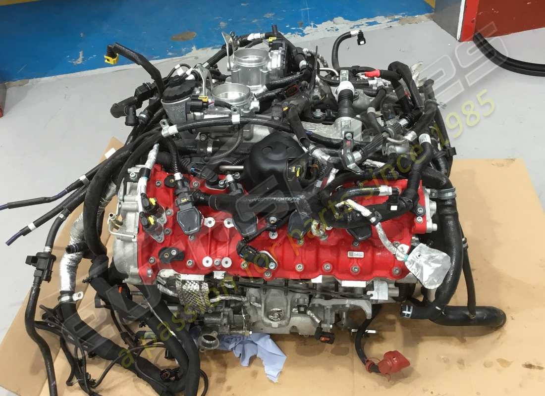 used ferrari 488 pista engine. part number 985000295 (3)