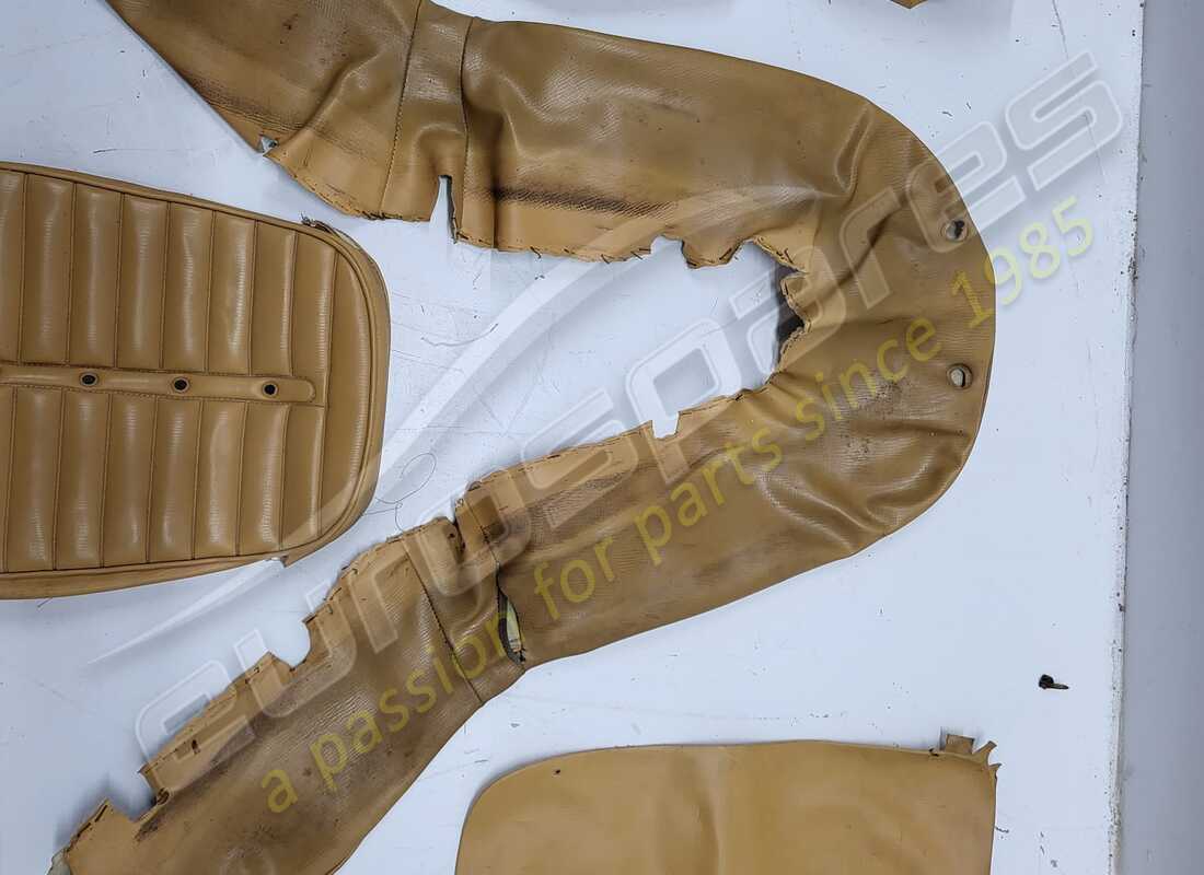 USED FERRARI COMPETE TRIMS SEATS. PART NUMBER FINT001 (6) used ferrari compete trims seats. part number fint001 (6)