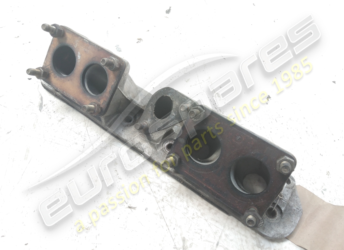 USED FERRARI RH INLET MANIFOLD. PART NUMBER 108125 (1) used ferrari rh inlet manifold. part number 108125 (1)