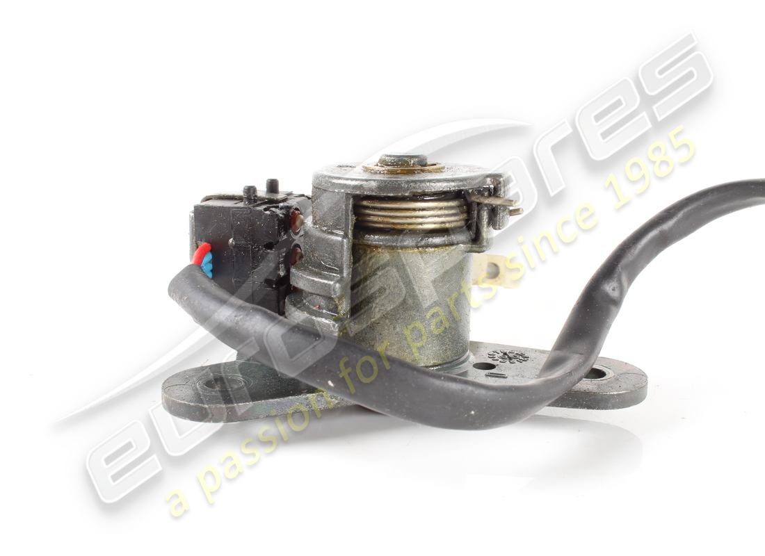 USED FERRARI SAFETY BLOCK DOOR RH PART NUMBER 63180300 (3) used ferrari safety block door rh part number 63180300 (3)