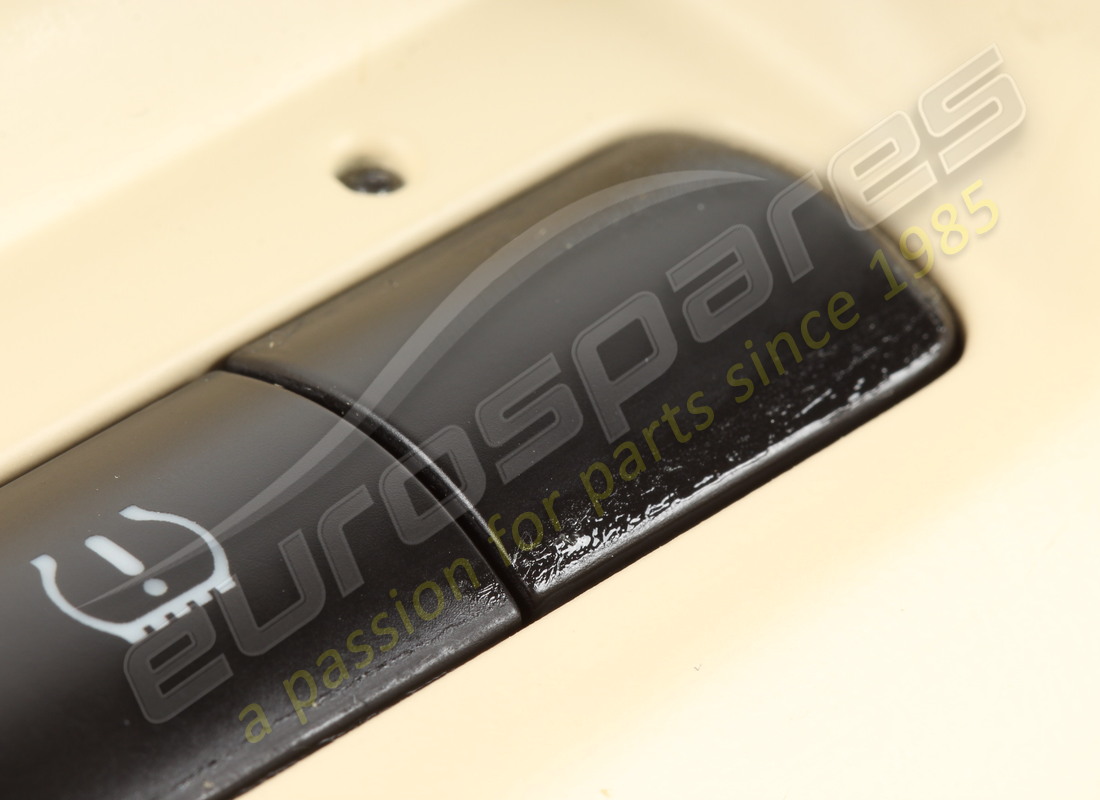 new (other) maserati button plate pearl beige. part number 69330641 (7)