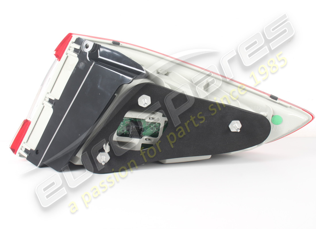 NEW MASERATI LEFT REAR LIGHT.. PART NUMBER 254663 (2) new maserati left rear light.. part number 254663 (2)