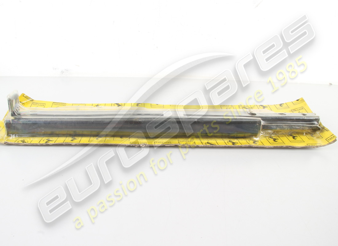 NEW FERRARI RH GUIDE ASSEMBLY. PART NUMBER 63649200 (2) new ferrari rh guide assembly. part number 63649200 (2)