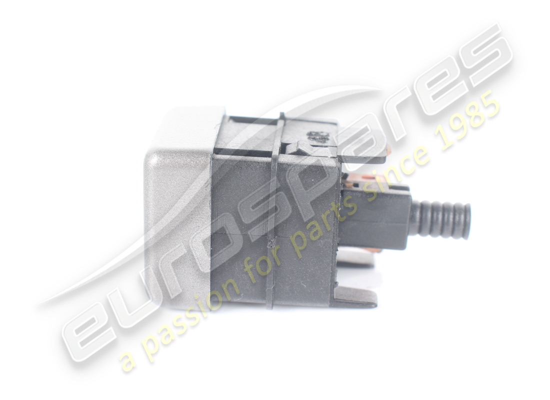 USED FERRARI SWITCH. PART NUMBER 153092 (5) used ferrari switch. part number 153092 (5)