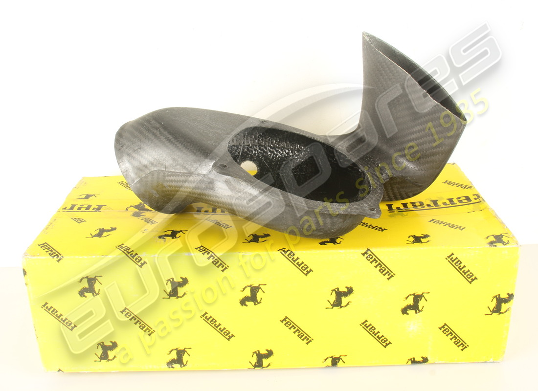 new ferrari rh air inlet. part number 181473 (1)