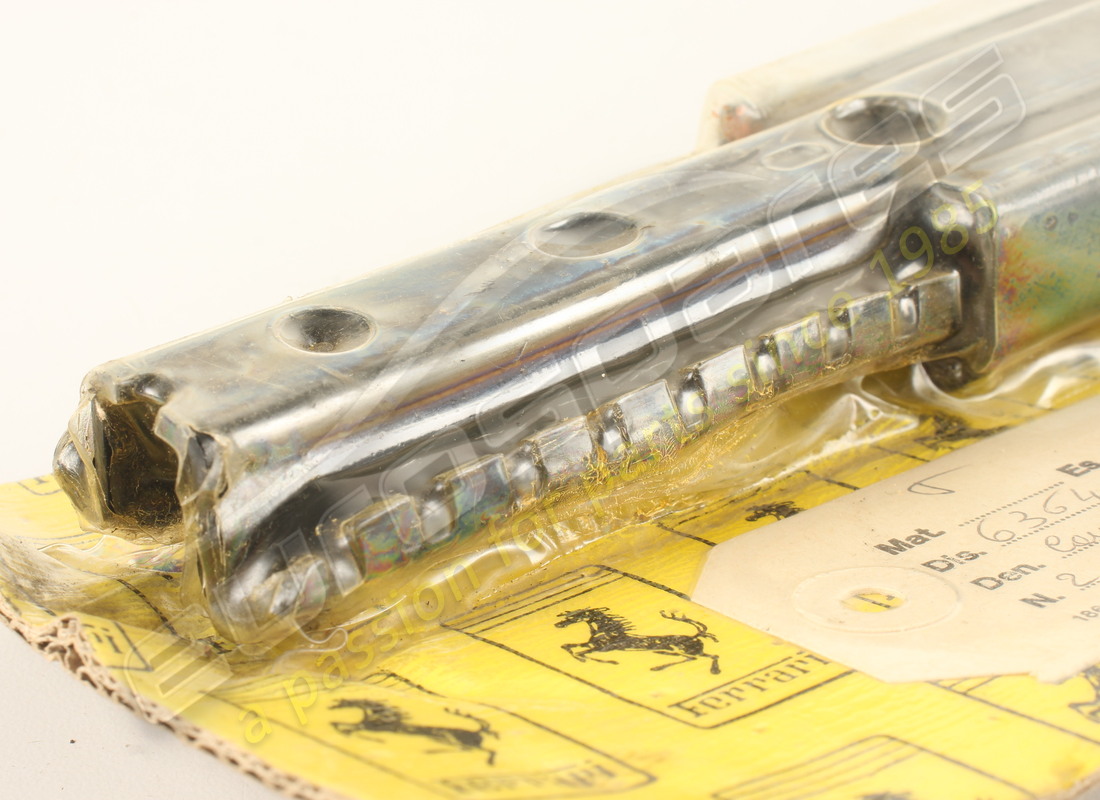 NEW FERRARI RH GUIDE ASSEMBLY. PART NUMBER 63649200 (5) new ferrari rh guide assembly. part number 63649200 (5)