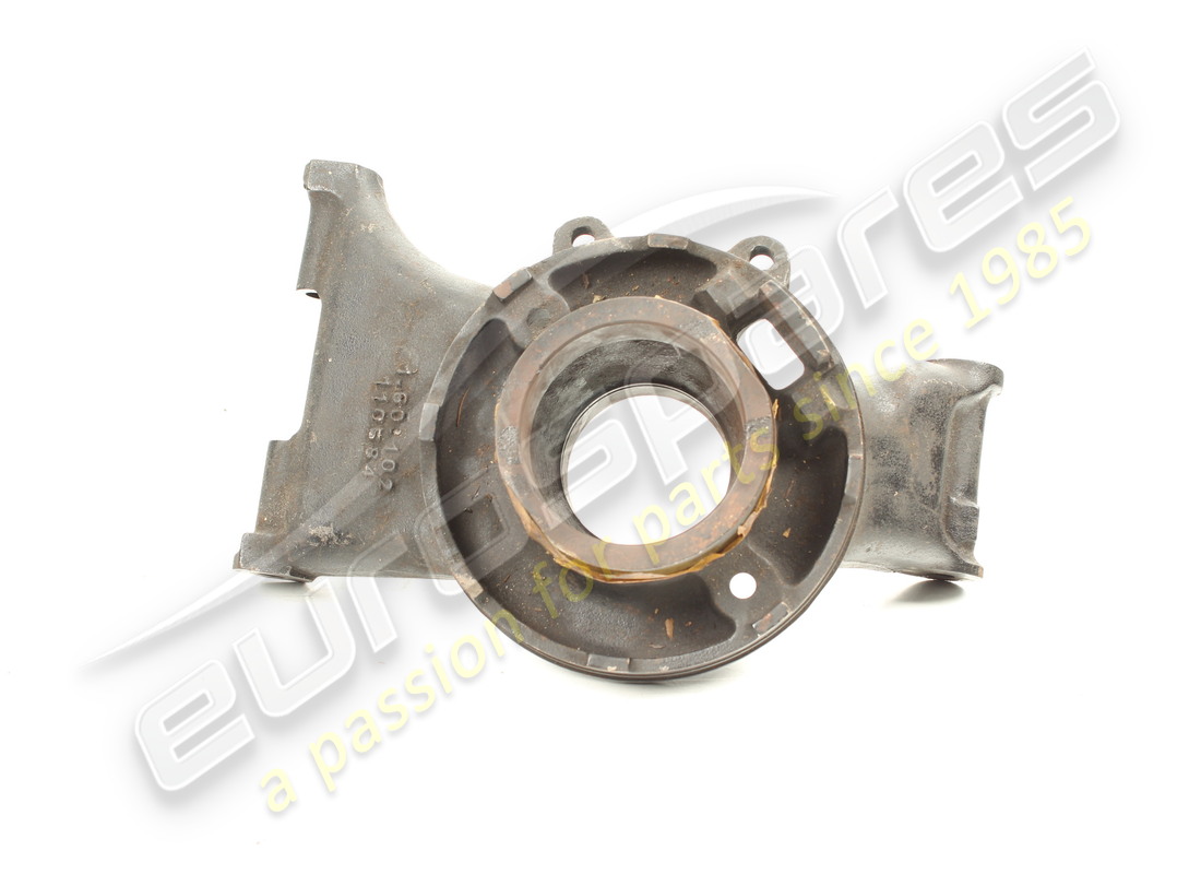 NEW FERRARI RH REAR SUSPENSION UPRIGHT. PART NUMBER 110584 (2) new ferrari rh rear suspension upright. part number 110584 (2)