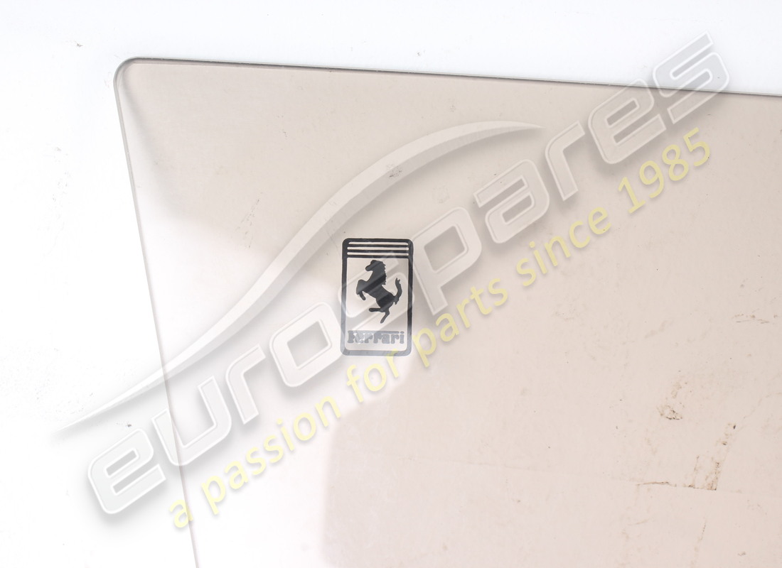 NEW FERRARI RH DOOR GLASS. PART NUMBER 61533700 (2) new ferrari rh door glass. part number 61533700 (2)