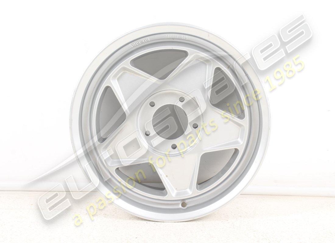 USED Ferrari FRONT TYRE RIM 210/415 . PART NUMBER 123164 (1)