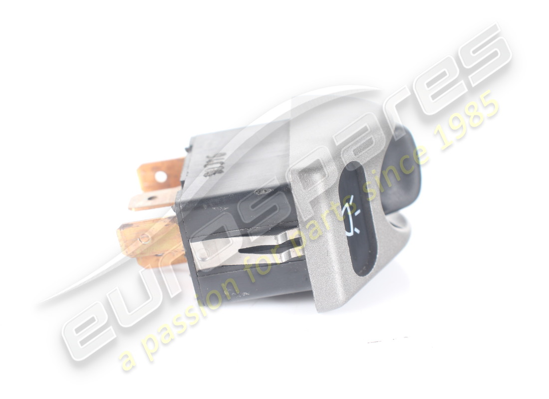 USED FERRARI INTERIOR LIGHT SWITCH. PART NUMBER 153123 (5) used ferrari interior light switch. part number 153123 (5)