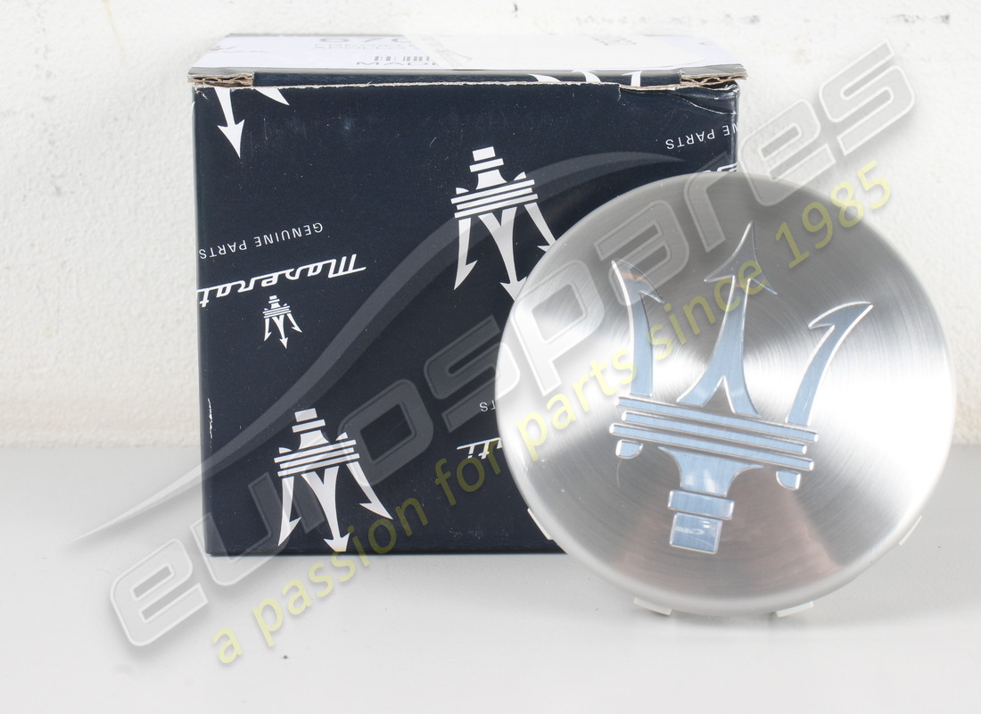 NEW MASERATI WHEEL RIM BADGE. PART NUMBER 670018262 (3) new maserati wheel rim badge. part number 670018262 (3)