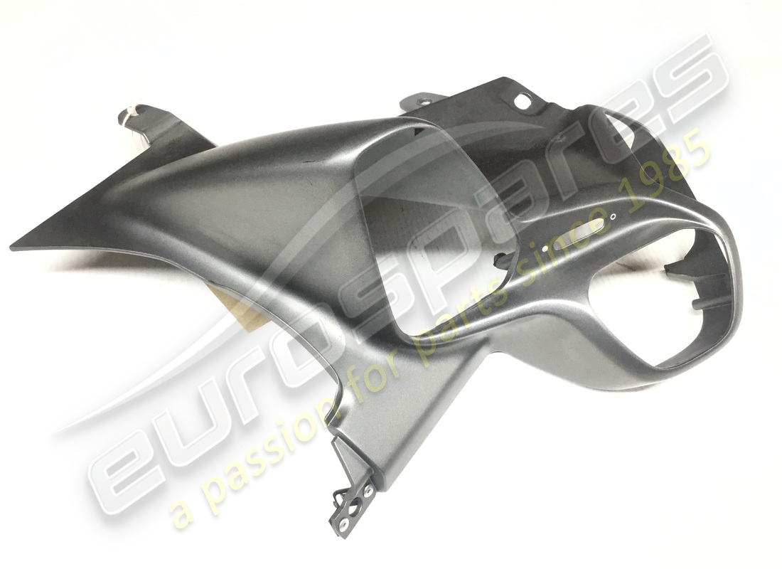 USED FERRARI SATELLITE DIFFUSORE CENTRALE. PART NUMBER 82510900 (4) used ferrari satellite diffusore centrale. part number 82510900 (4)