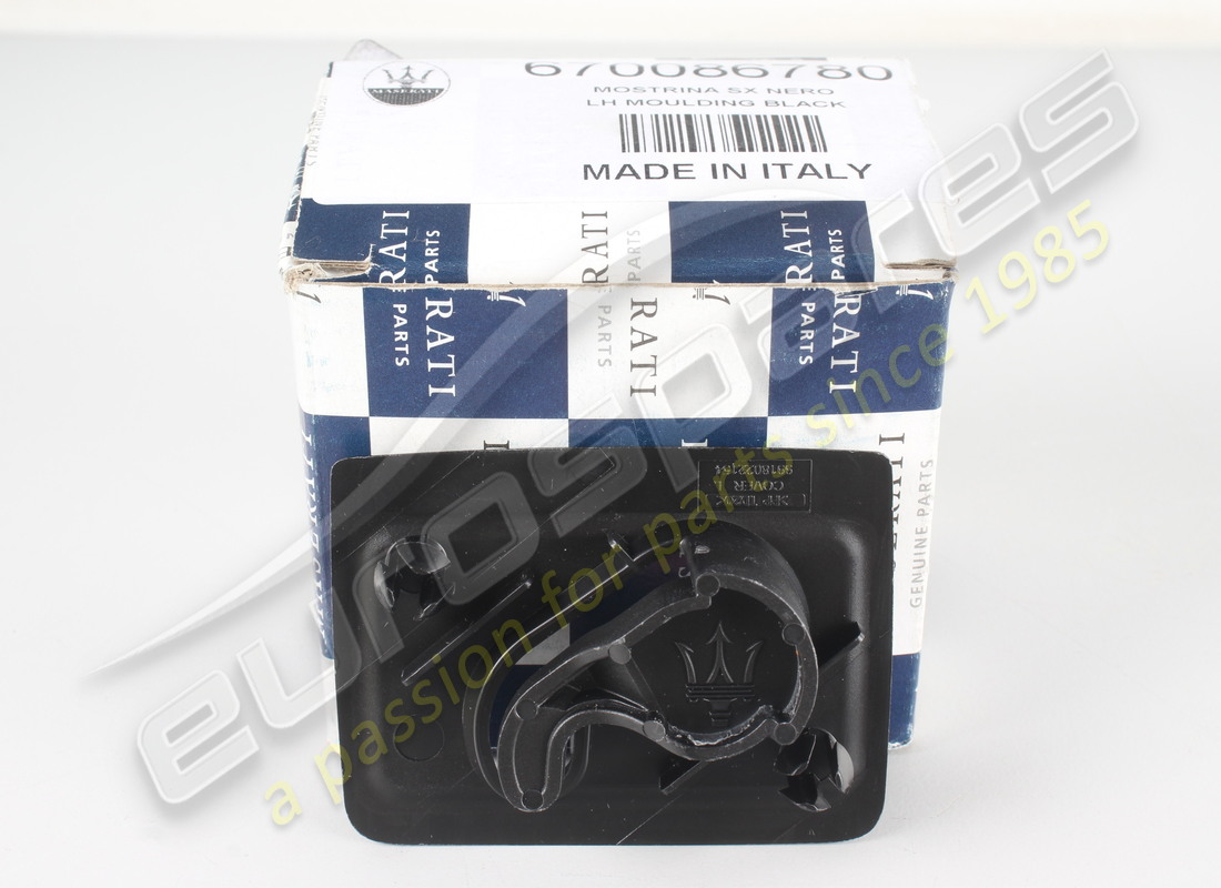 NEW MASERATI LH MOULDING BLACK. PART NUMBER 670086780 (5) new maserati lh moulding black. part number 670086780 (5)