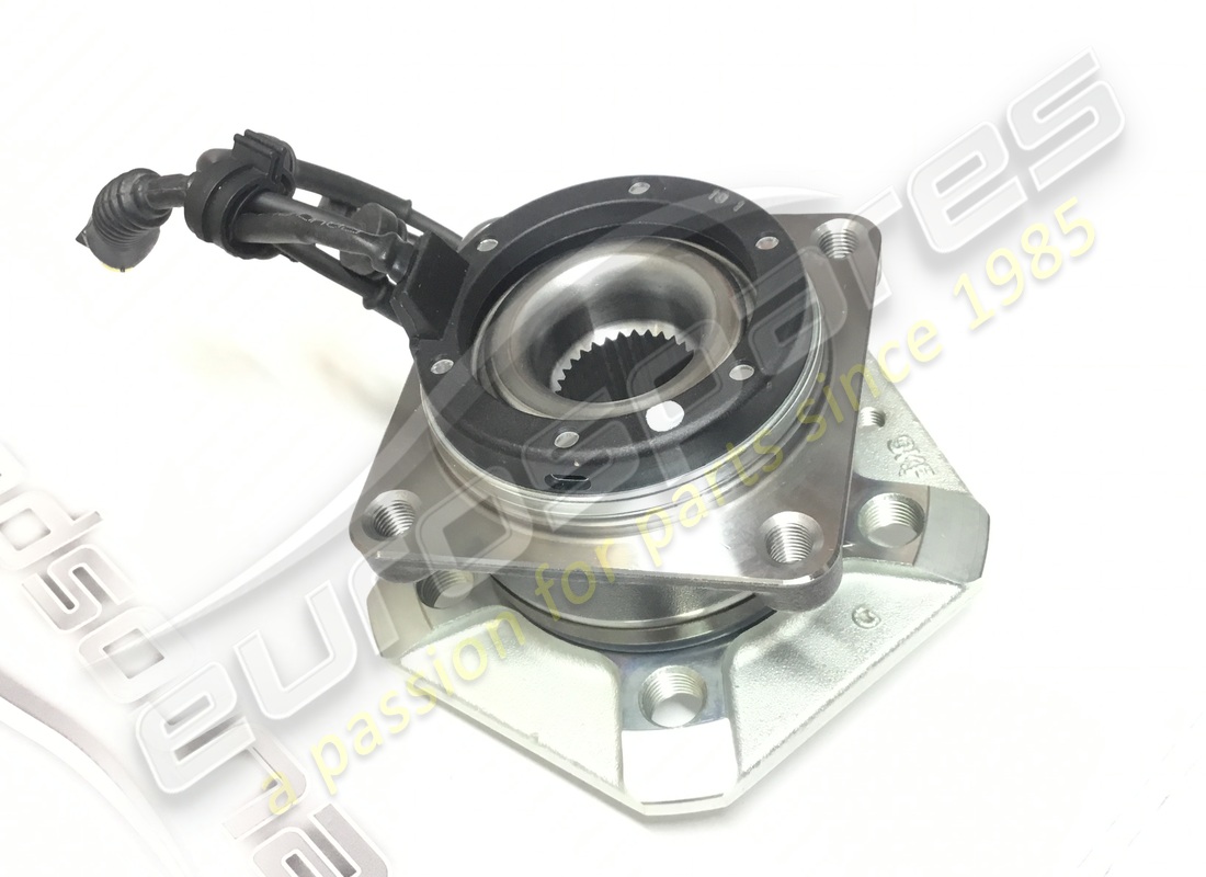 new maserati wheel bearing with hub. part number 185564 (2)