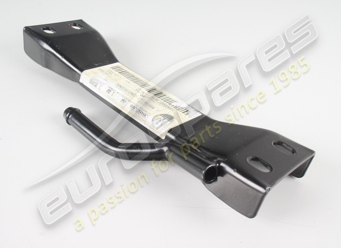 new maserati complete ag mounting bracket. part number 384805308 (1)
