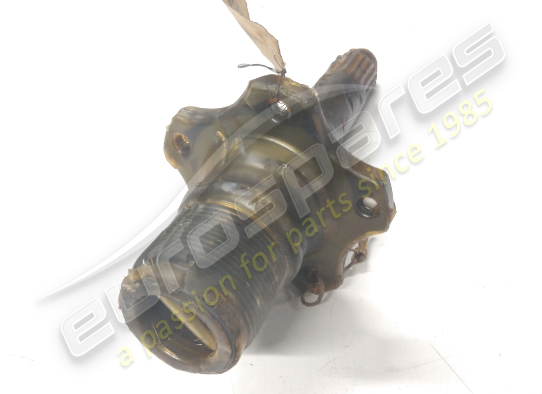 NEW FERRARI SHAFT WITH LEFT HUB. PART NUMBER 136985 (2) new ferrari shaft with left hub. part number 136985 (2)