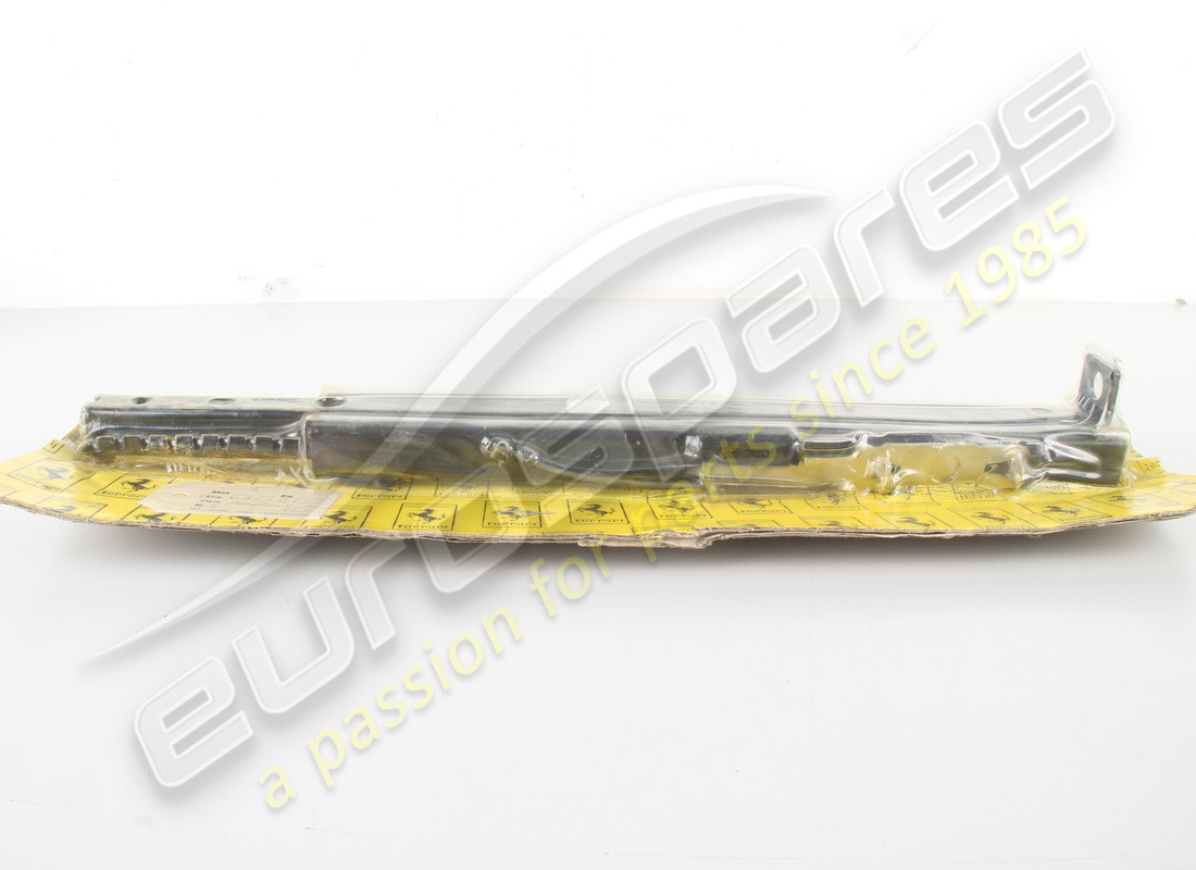 NEW FERRARI RH GUIDE ASSEMBLY. PART NUMBER 63649200 (3) new ferrari rh guide assembly. part number 63649200 (3)