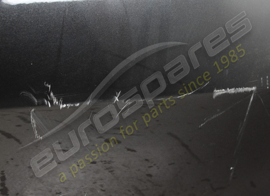 USED FERRARI COMPLETE RH LATERAL DOOR. PART NUMBER 84182311 (4) used ferrari complete rh lateral door. part number 84182311 (4)