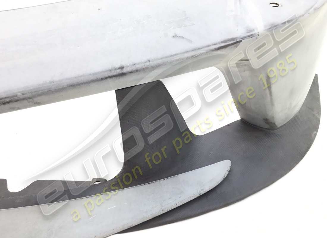 NEW FERRARI COMPLETE FRONT BUMPER. PART NUMBER 85514210 (4) new ferrari complete front bumper. part number 85514210 (4)