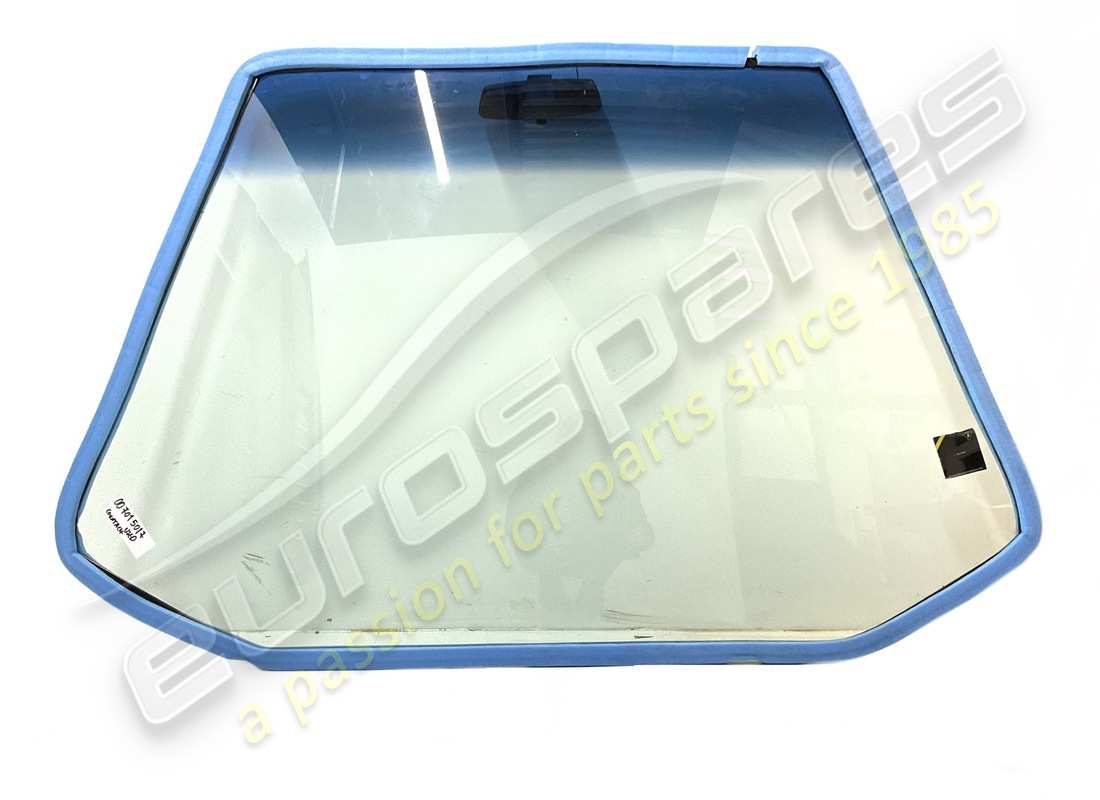 used lamborghini countach wind screen size: 1490 x 945. part number 007015017 (1)