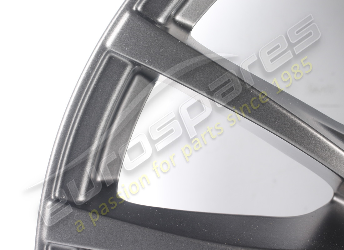 new ferrari scuderia rear wheel 10j x 19 inch. part number 226580 (3)