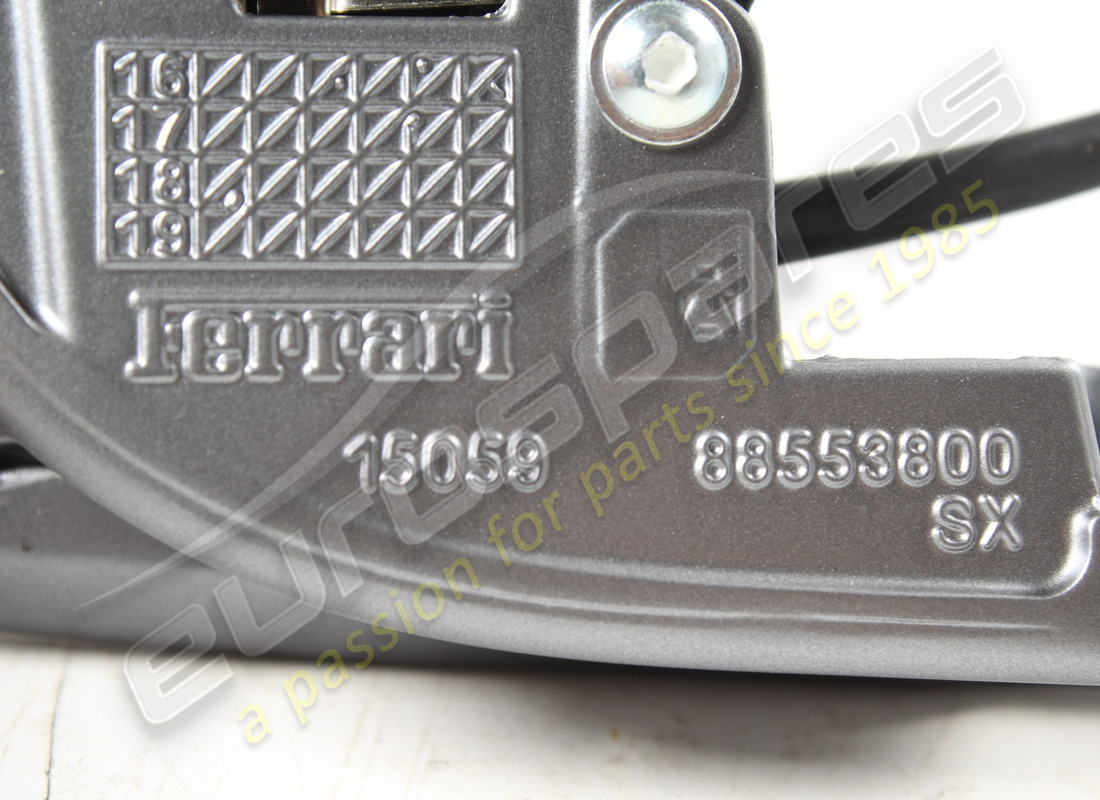 USED FERRARI COMPLETE LH DOOR HANDLE. PART NUMBER 895916 (3) used ferrari complete lh door handle. part number 895916 (3)
