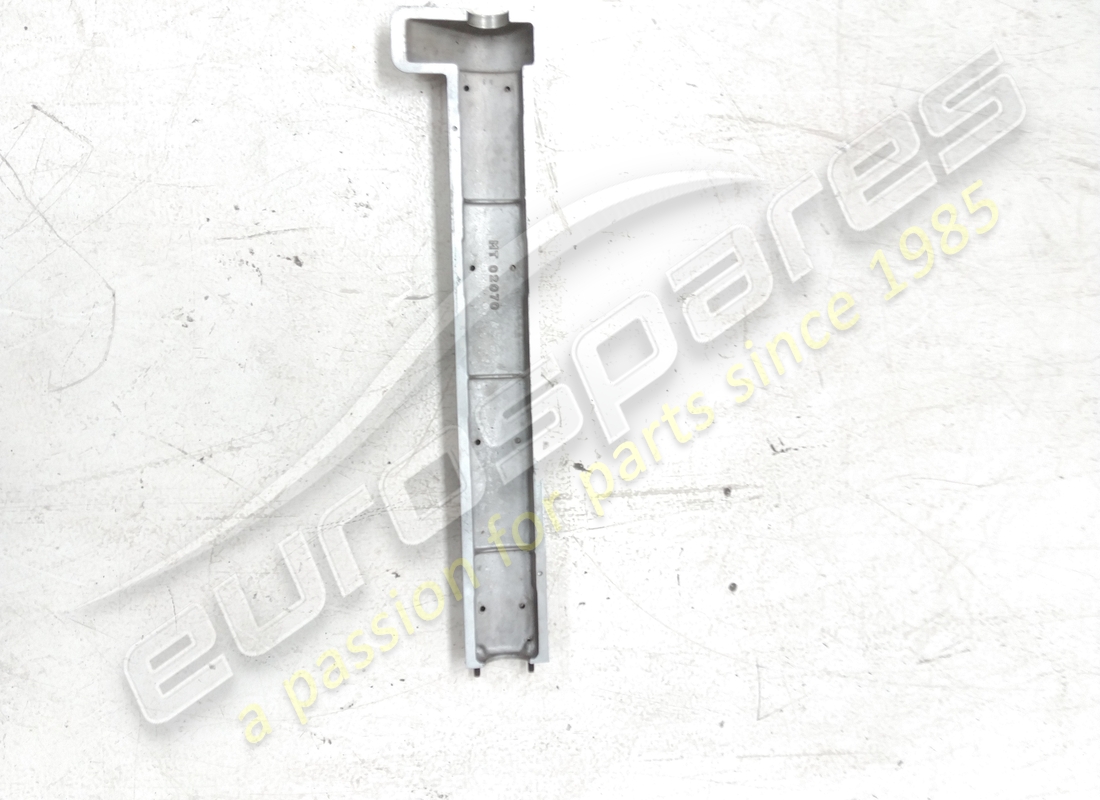 USED LAMBORGHINI COVER. PART NUMBER 001110412 (2) used lamborghini cover. part number 001110412 (2)