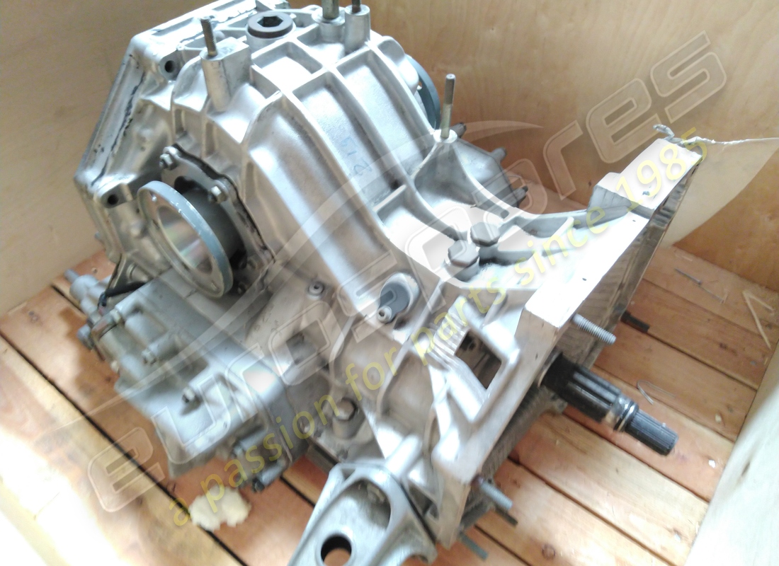 new (other) ferrari gearbox. part number 95962097 (2)