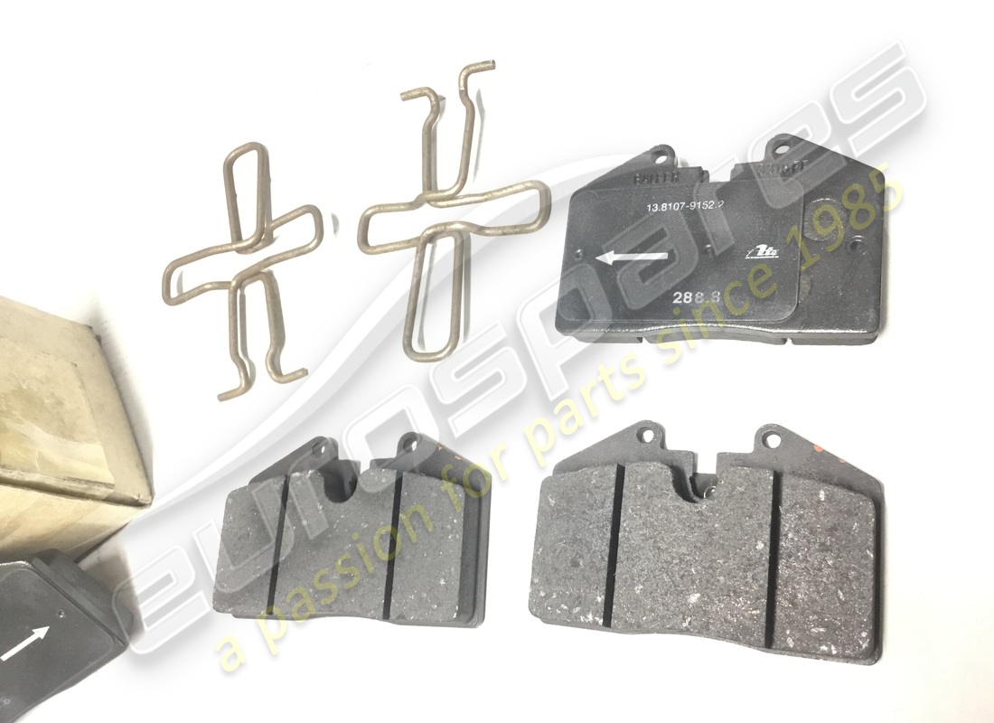 NEW FERRARI REAR BRAKE PAD SET TEVES. PART NUMBER 70000599 (2) new ferrari rear brake pad set teves. part number 70000599 (2)