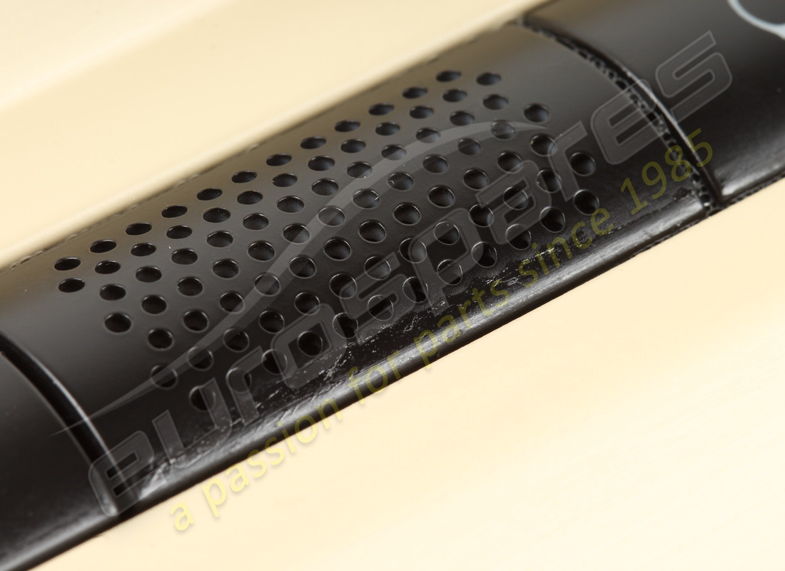 new (other) maserati button plate pearl beige. part number 69330641 (6)