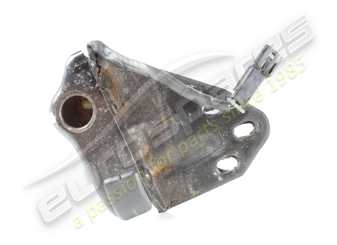 USED FERRARI LH TOP LOCKING STRIKER PLAT. PART NUMBER 63682800 (1) used ferrari lh top locking striker plat. part number 63682800 (1)