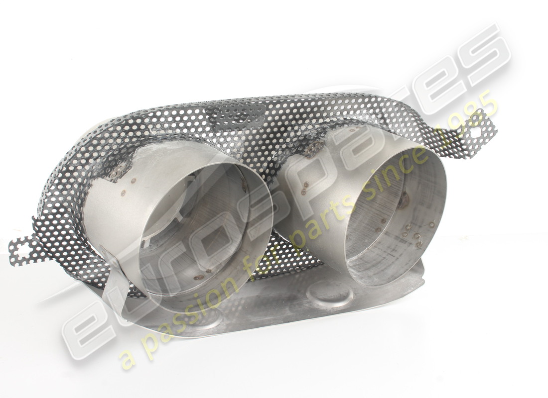 NEW (OTHER) FERRARI RH TAILPIPE GRILLE. PART NUMBER 86090400 (4) new (other) ferrari rh tailpipe grille. part number 86090400 (4)