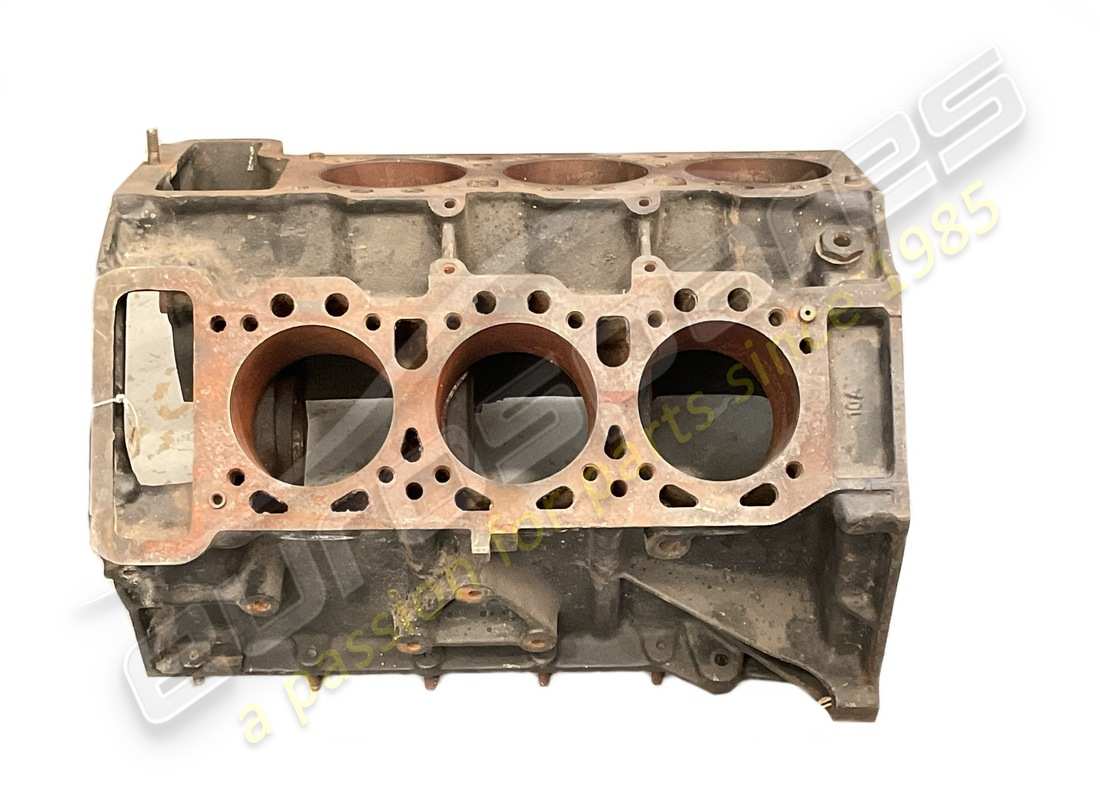 USED FERRARI 246 GT/S ENGINE BLOCK. PART NUMBER 9101189 (2) used ferrari 246 gt/s engine block. part number 9101189 (2)
