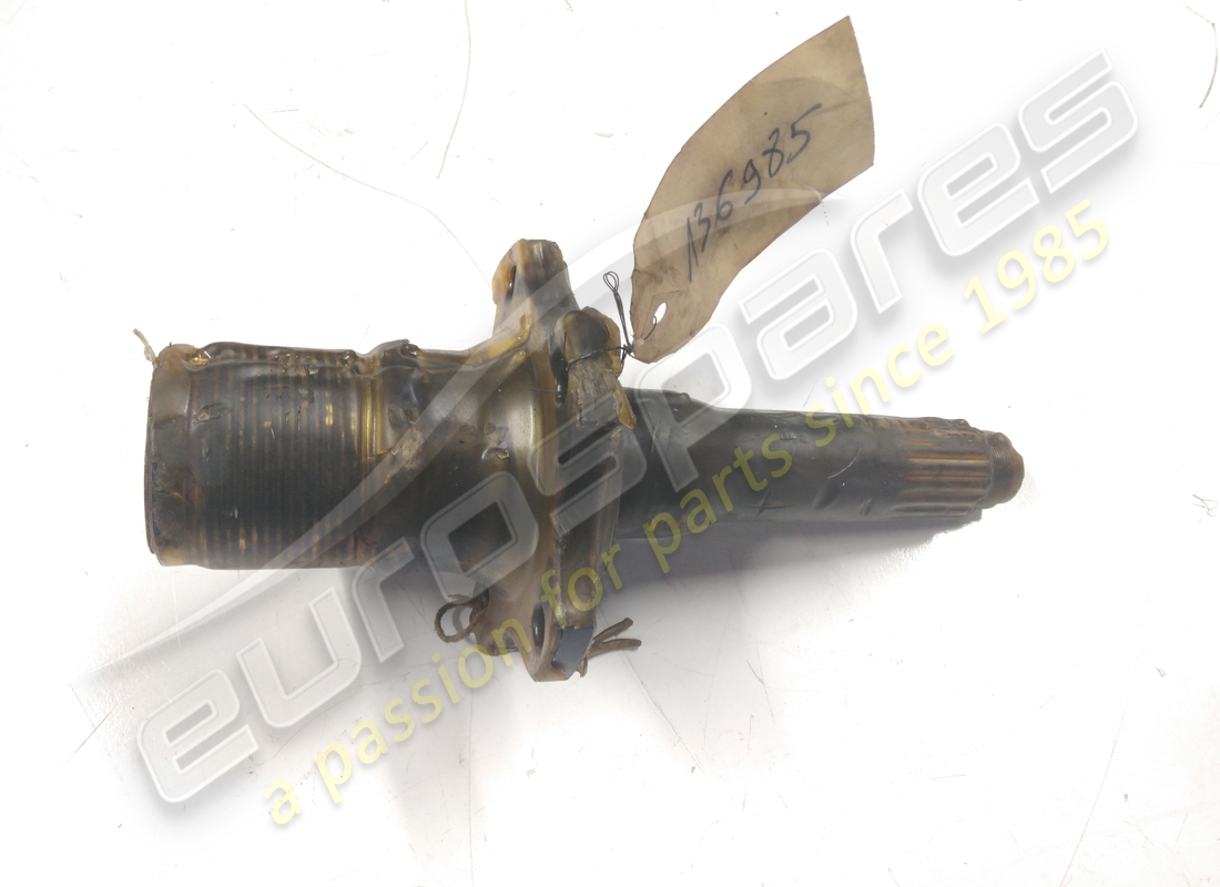 NEW FERRARI SHAFT WITH LEFT HUB. PART NUMBER 136985 (1) new ferrari shaft with left hub. part number 136985 (1)