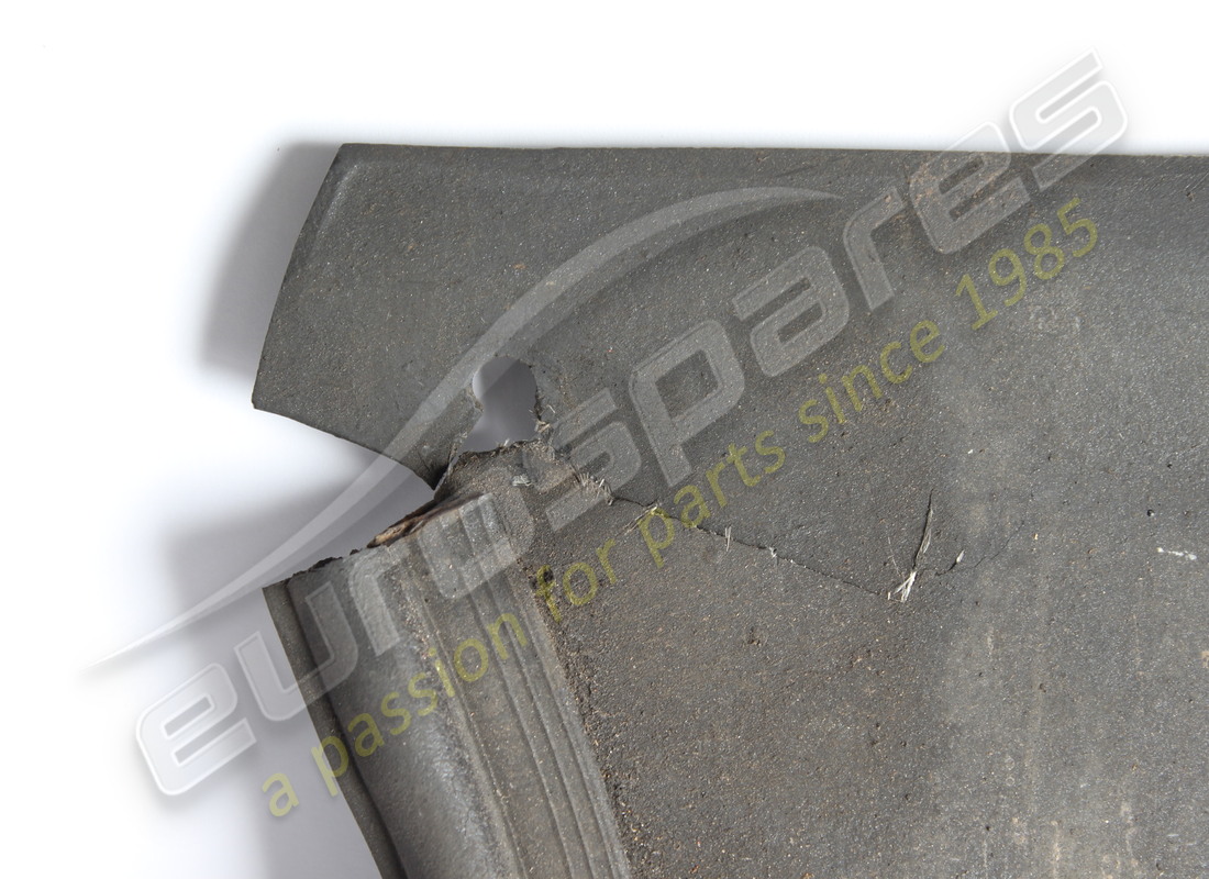 used ferrari front rh wheel house coverin. part number 63131200 (3)