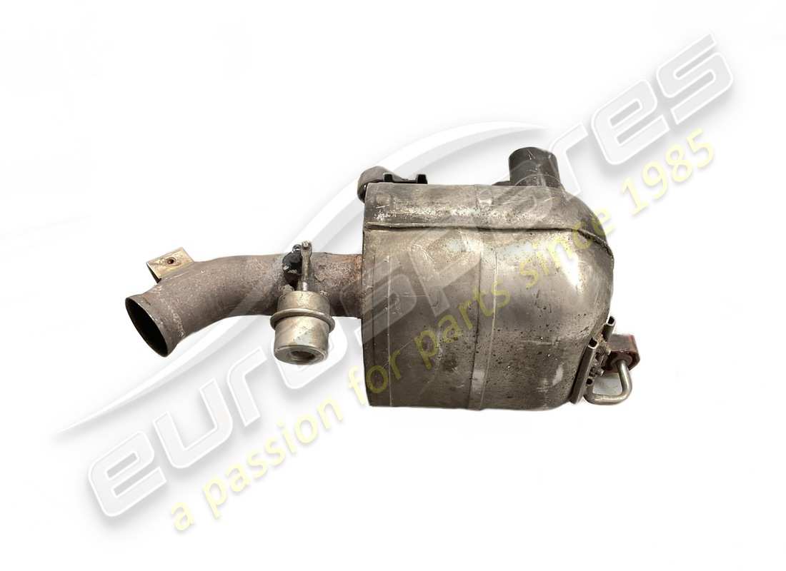 USED FERRARI RH REAR SILENCER. PART NUMBER 253352 (2) used ferrari rh rear silencer. part number 253352 (2)