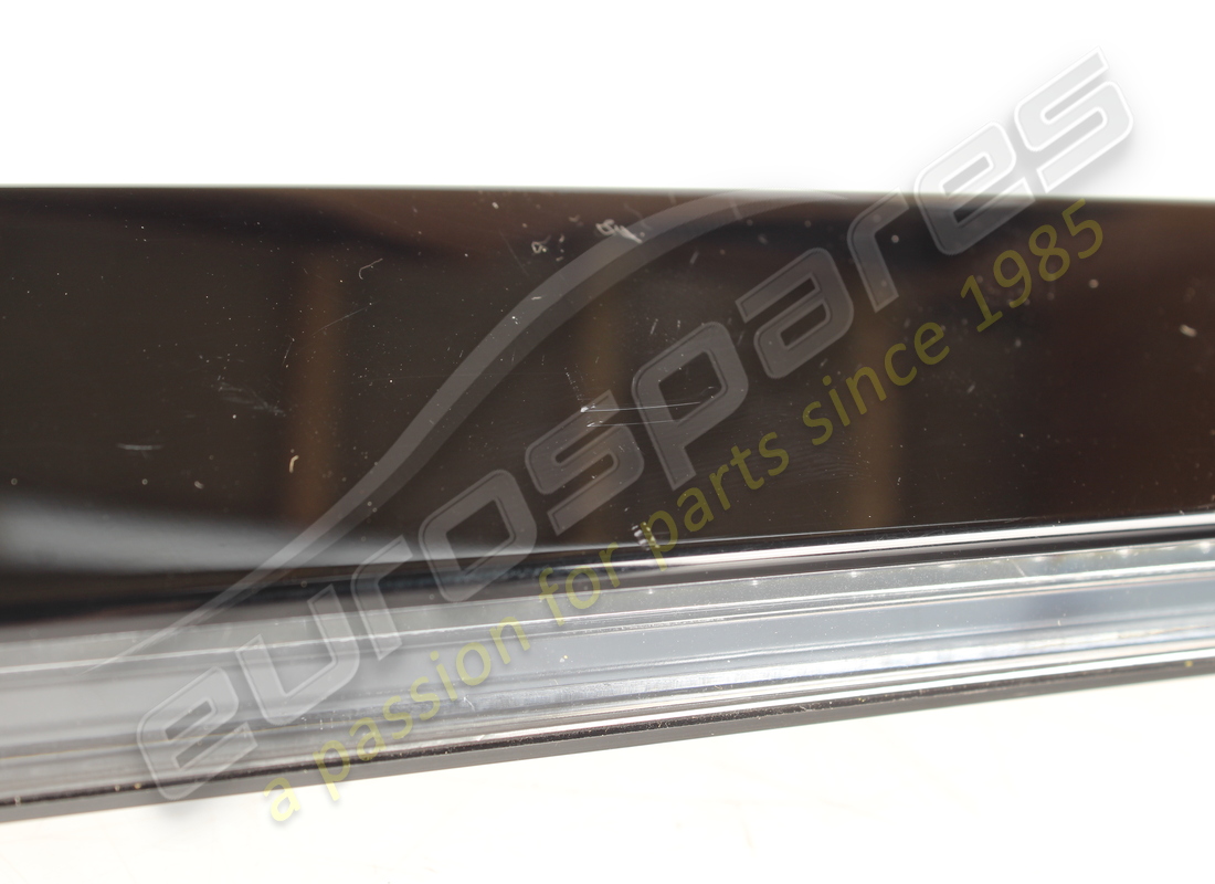 used ferrari third stop light. part number 279729 (4)