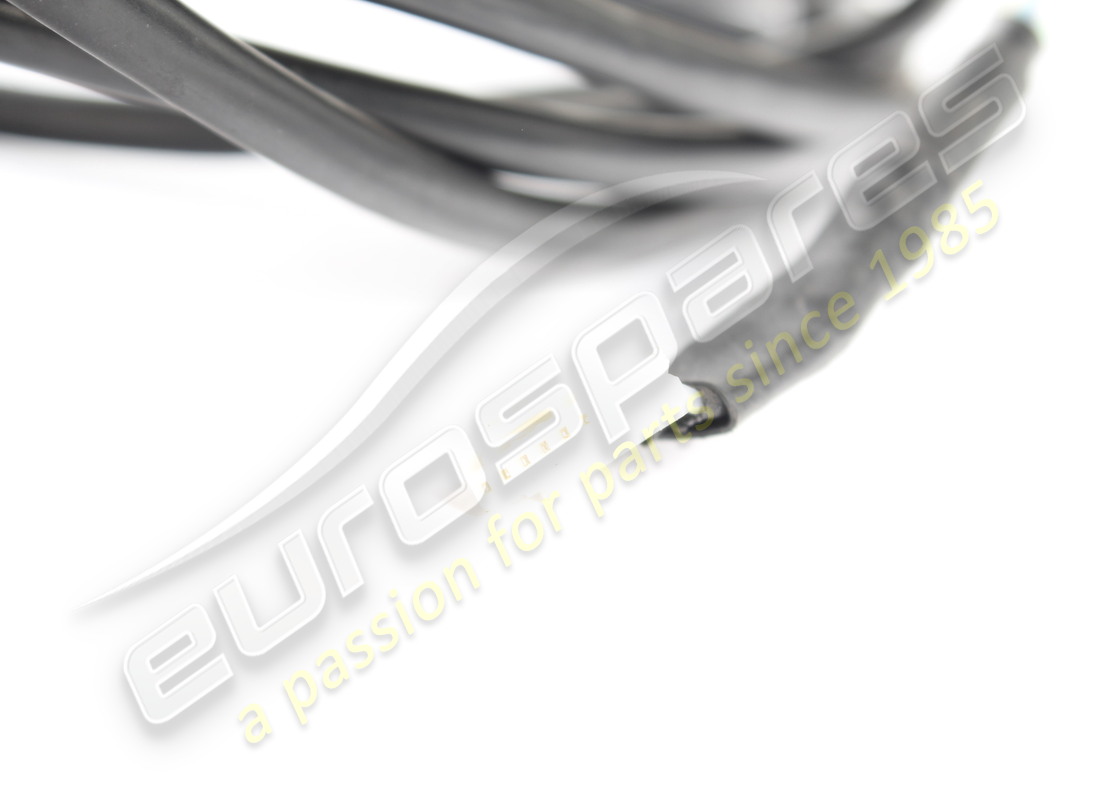 USED FERRARI FRONT CAMERA CABLE. PART NUMBER 292624 (2) used ferrari front camera cable. part number 292624 (2)