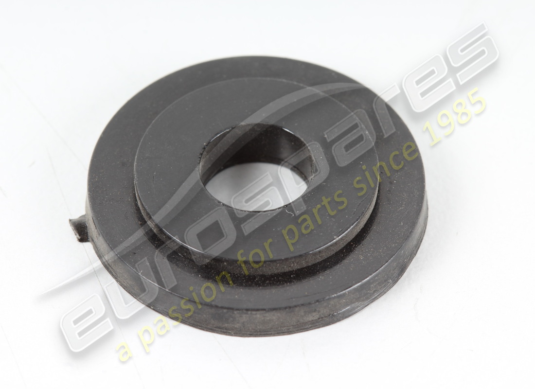 NEW MASERATI SPACER FOR FRONT BUMPER SIDE COUPLI. PART NUMBER 316320334 (1) new maserati spacer for front bumper side coupli. part number 316320334 (1)