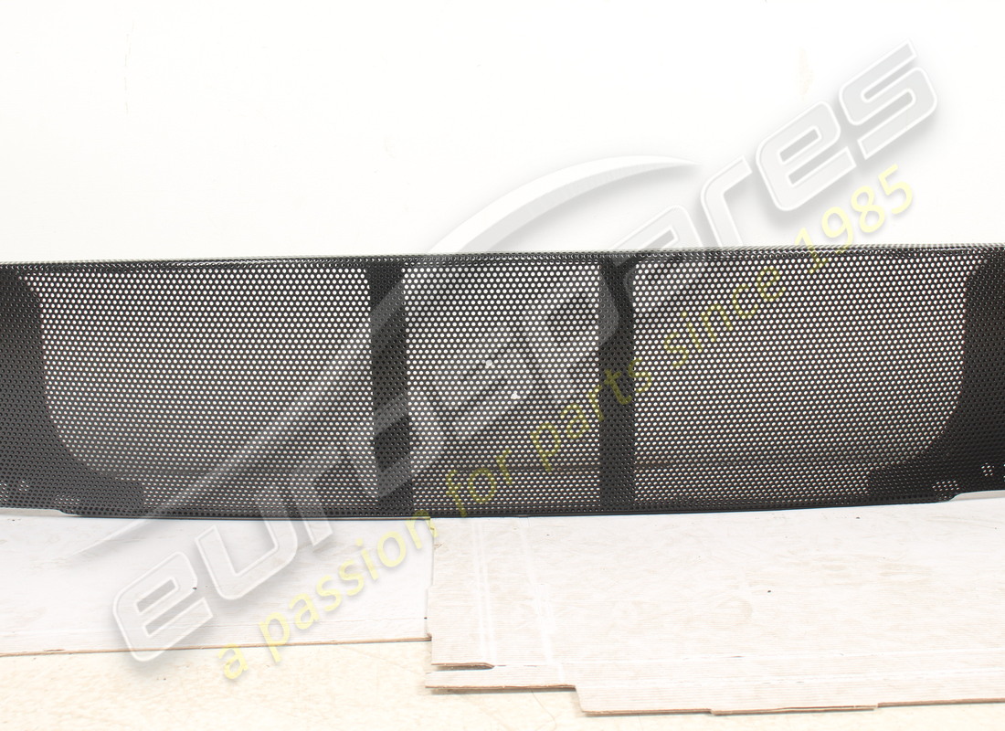 new ferrari challenge stradale rear grill (lightweight version). part number 67408000 (3)