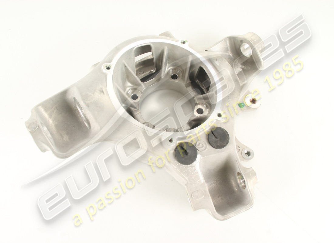 NEW FERRARI RH FRONT STEERING KNUCKLE. PART NUMBER 236923 (1) new ferrari rh front steering knuckle. part number 236923 (1)