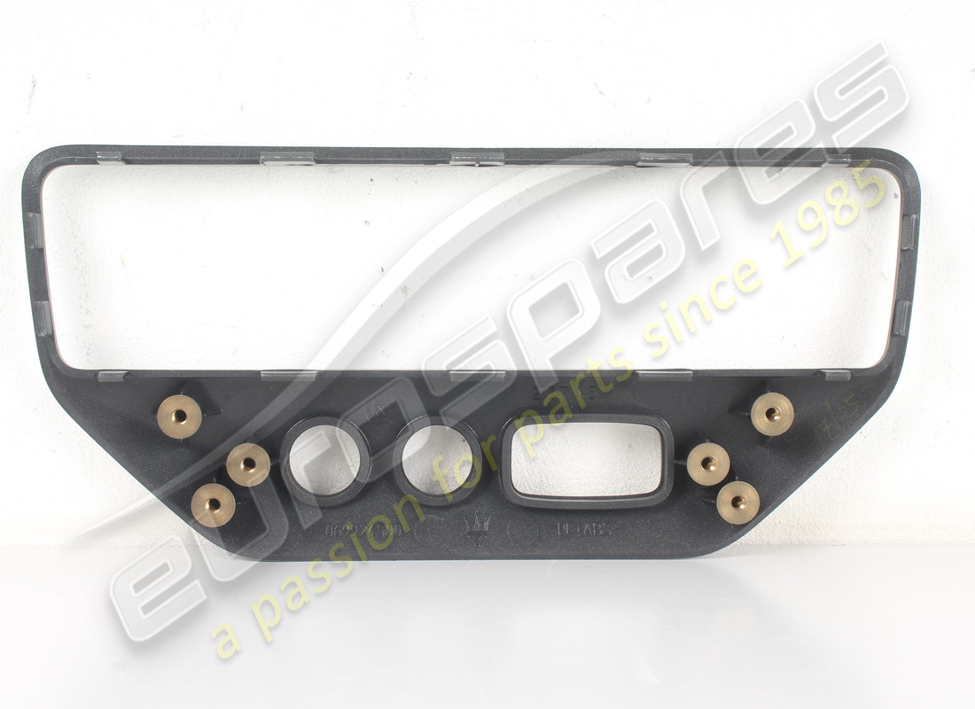 NEW MASERATI SMOKED QUARZ PLATE. PART NUMBER 69924546 (2) new maserati smoked quarz plate. part number 69924546 (2)