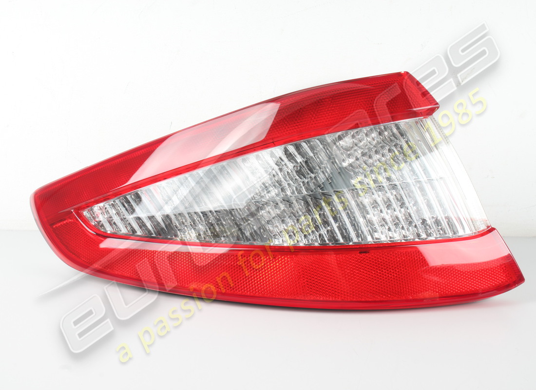 NEW MASERATI LEFT REAR LIGHT.. PART NUMBER 254663 (1) new maserati left rear light.. part number 254663 (1)