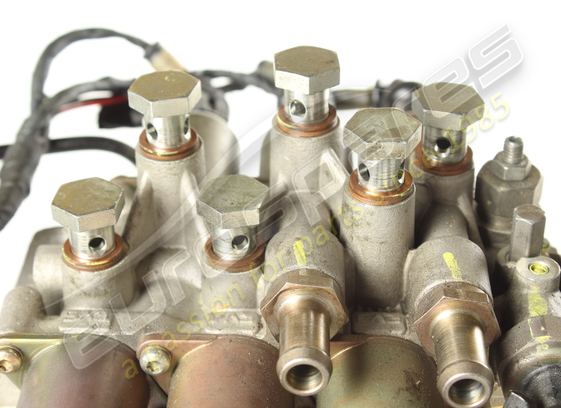 used lamborghini valve block. part number 086325181c (6)