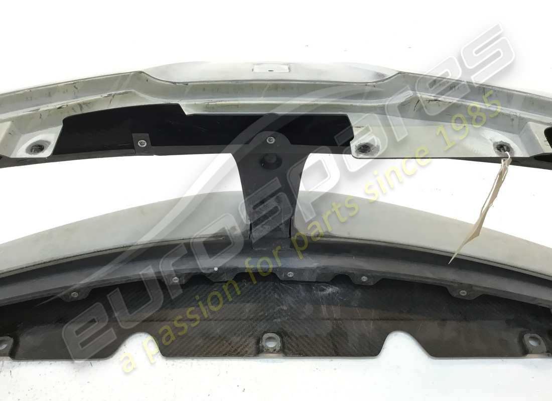 NEW FERRARI COMPLETE FRONT BUMPER. PART NUMBER 85514210 (5) new ferrari complete front bumper. part number 85514210 (5)