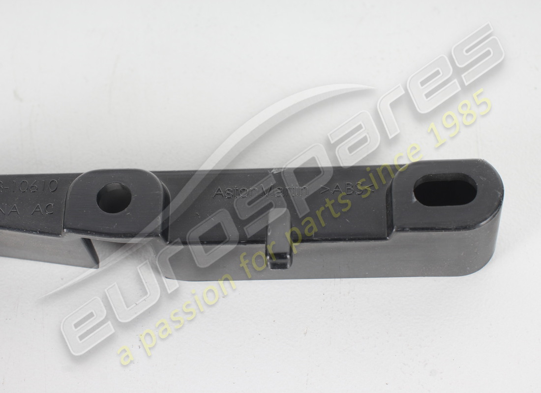 NEW ASTON MARTIN BRACKET, SILL APPLIQUE, RH PART NUMBER 6G3310610AC (5) new aston martin bracket, sill applique, rh part number 6g3310610ac (5)
