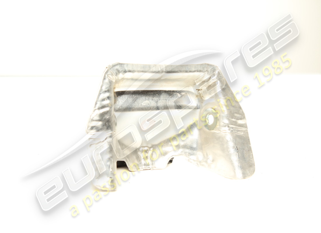 USED FERRARI SHIELD. PART NUMBER 304792 (2) used ferrari shield. part number 304792 (2)