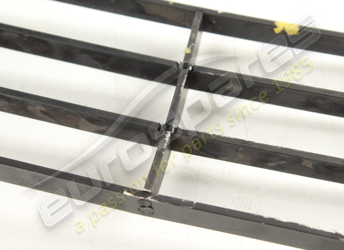 NEW (OTHER) FERRARI FRONT GRILLE VER/CDN. PART NUMBER 61547800 (3) new (other) ferrari front grille ver/cdn. part number 61547800 (3)